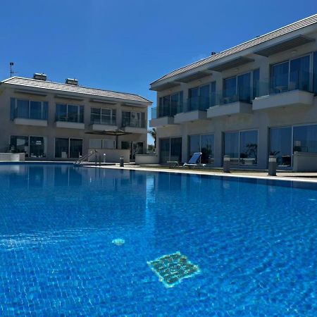 Ocean Suites Luxury Apartments Протарас Екстер'єр фото